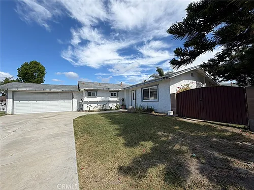 10402 Bowen Cir Photo 1