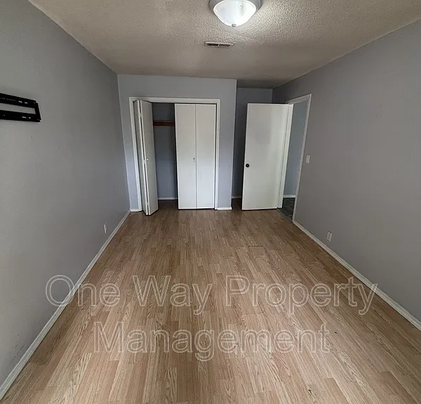 2134 N Minnesota Ave — Photo 10