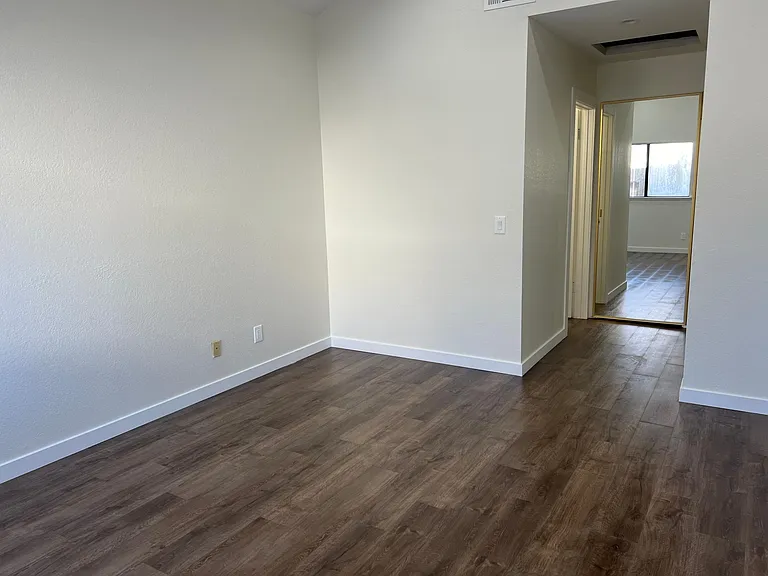 37743 Sulphur Springs Rd — Photo 11