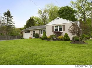 5 Old Orchard Rd, New Hartford, NY 13413