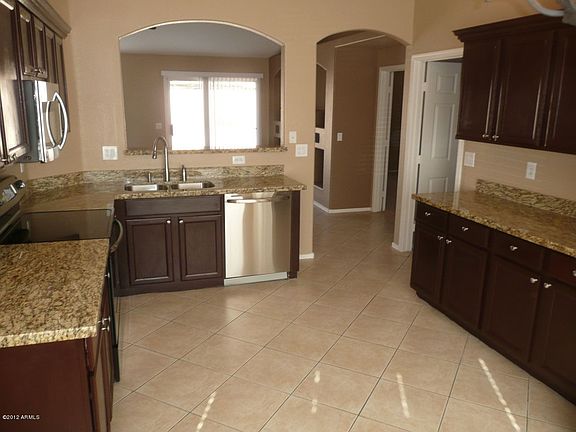 4th image of 10816 W Harmony Ln