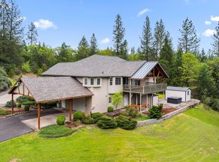 279 Palos Verdes Dr, Grants Pass, OR 97526