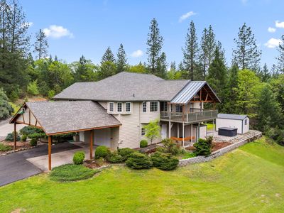 279 Palos Verdes Dr, Grants Pass, OR, 97526