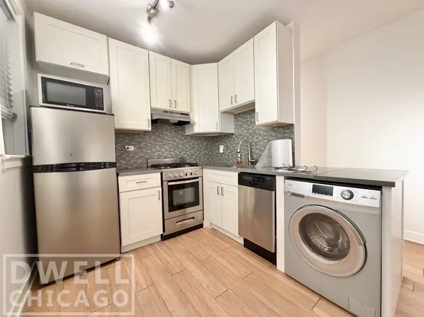 (undisclosed Address), Chicago, IL 60657