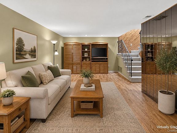 3rd image of 278 Brettonwoods Drive #278