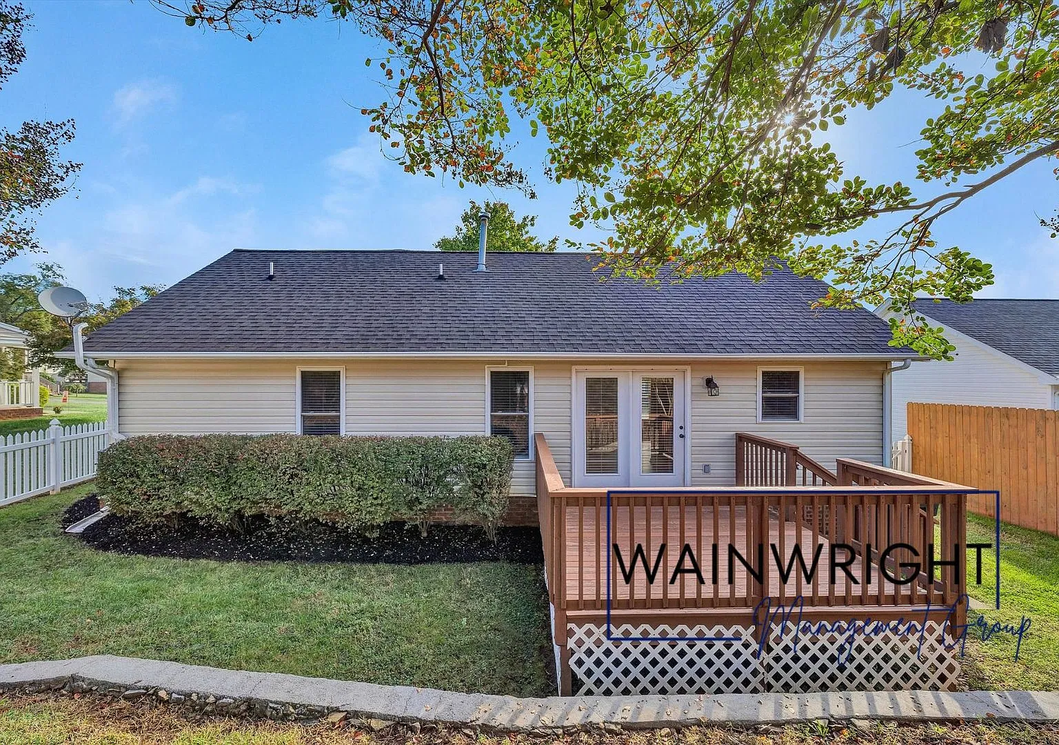 816 Harmon Circle — Photo 3