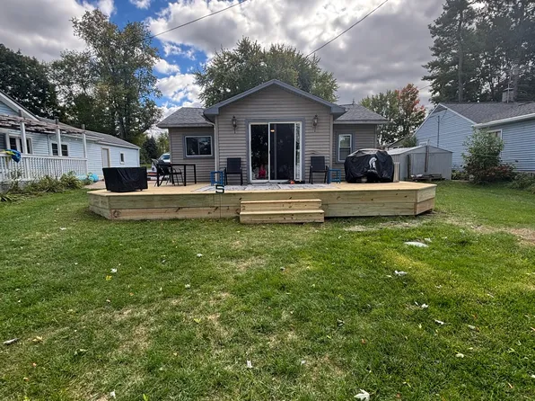 8892 Bass St, Mecosta, MI 49332