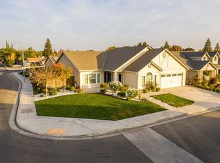 2498 N Antioch Ave, Fresno, CA 93722