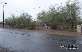 3rd image of 113 E Chandler St