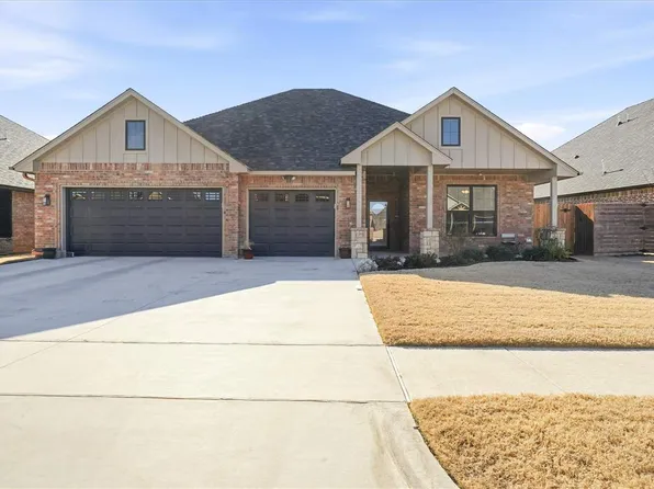 4013 NE Realtree Dr, Lawton, OK 73507
