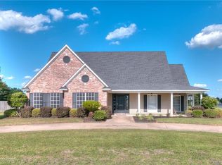 224 Dana Ln, Bossier City, LA 71111