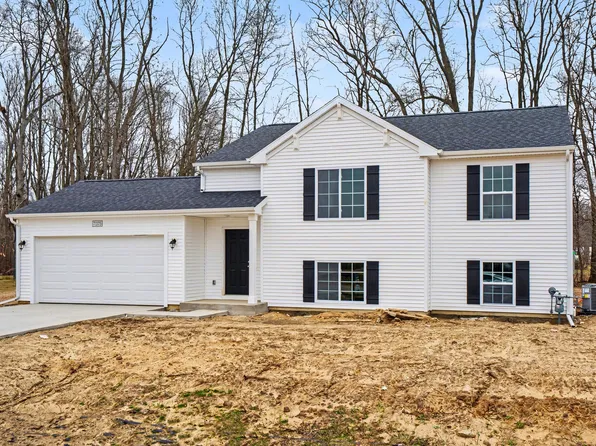 71375 Embassy Rd, Edwardsburg, MI 49112