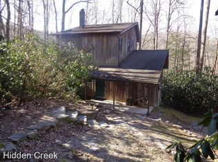 305 Moonfish Ln, Boone, NC 28607