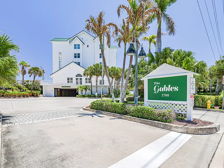 2700 Ocean Dr #208S — Photo 2