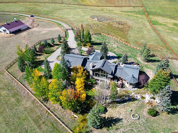 2nd image of 28505 Thorpe Mountain Drive