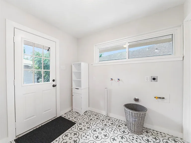 4309 Stillbrooke Dr — Photo 31
