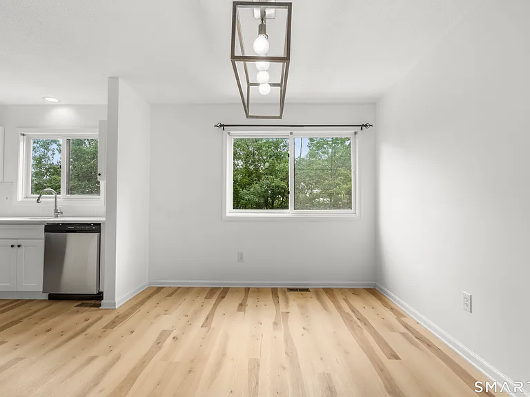 27 Crows Nest Ln #17G — Photo 5