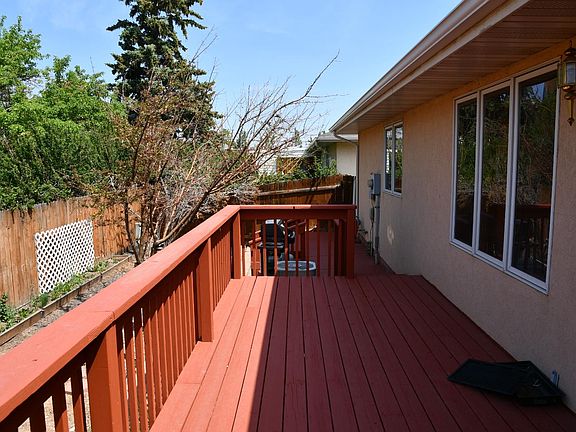 4th image of 418 Stetson Ct