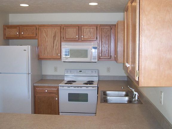 2nd image of 240 W McKinley Ave APT 2