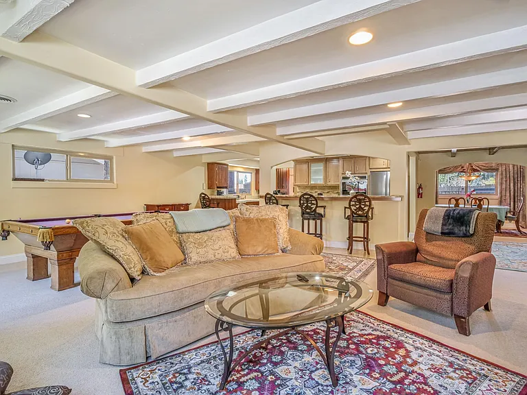 Living/Game Room