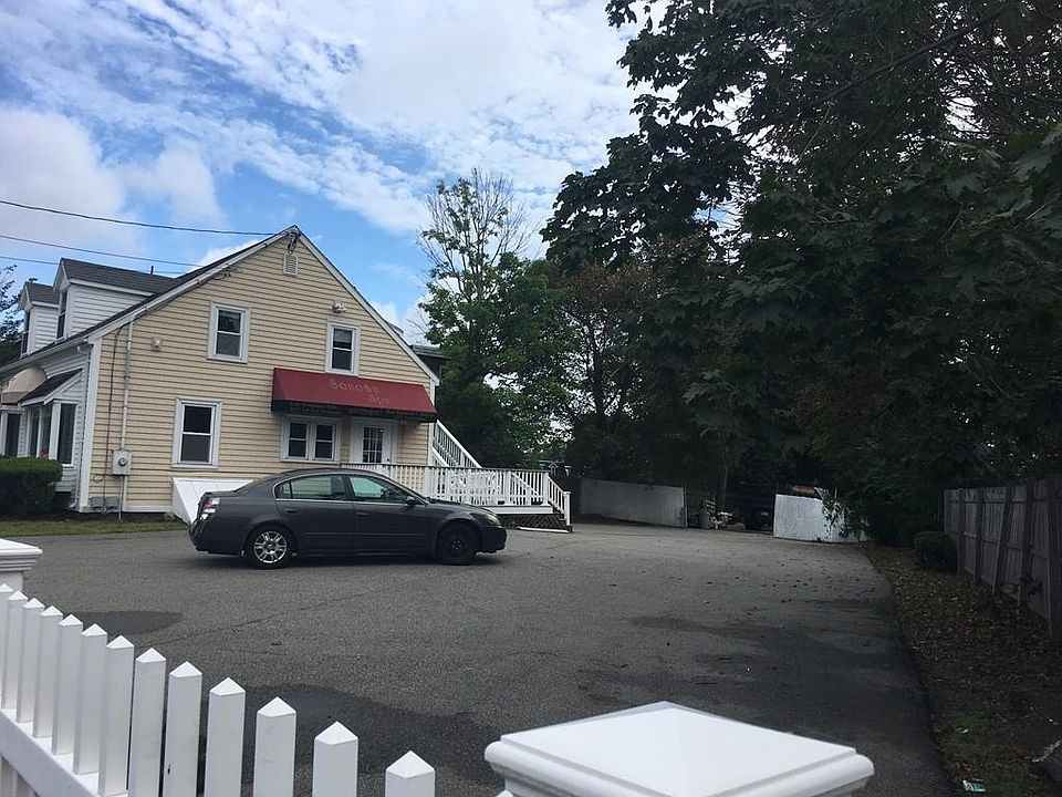 2nd image of 142 Willard St