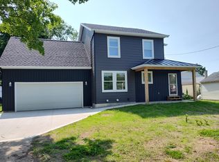 325 N Lincoln St, Bronson, MI 49028