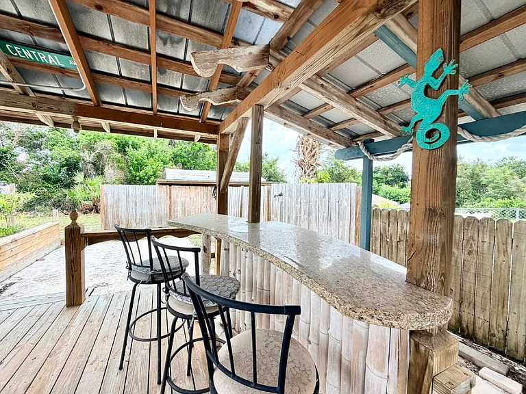 3950 Baldwin Dr — Photo 24