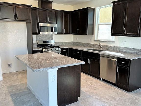 Homesite 454 Kitchen