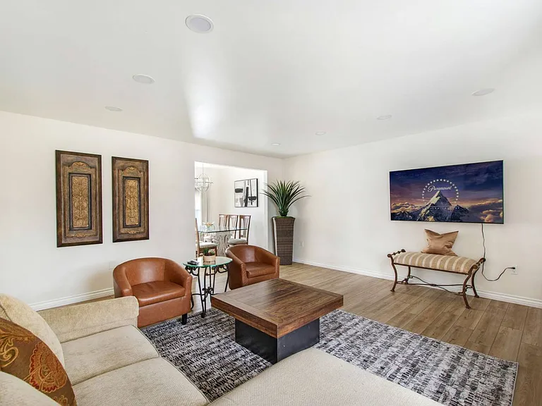 405 Nobel Ave #C — Photo 5