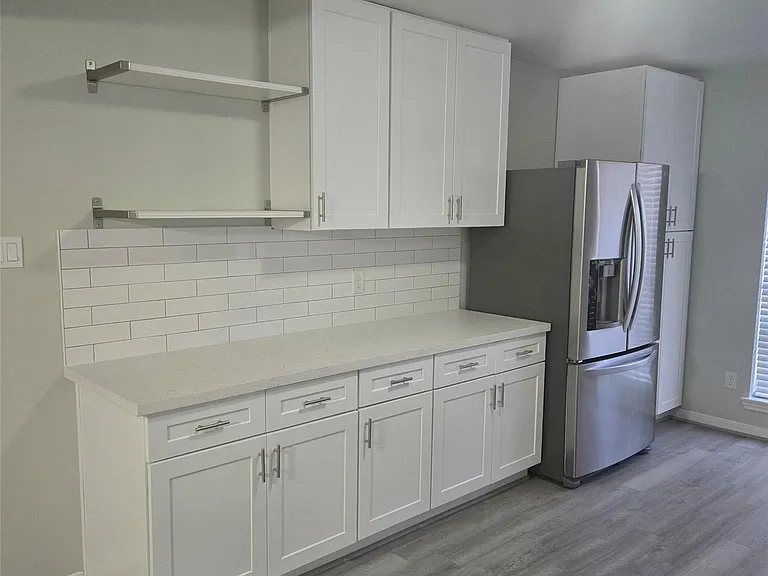 12911 Careywood Dr — Photo 5