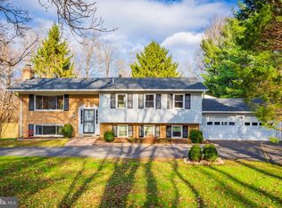 11320 Henderson Rd, Fairfax Station, VA 22039