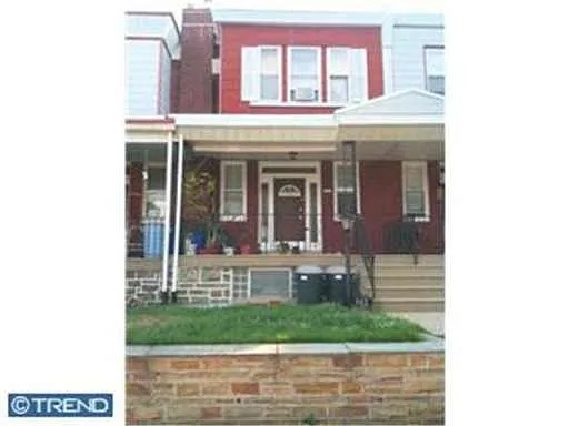 562 Anchor St photo 1