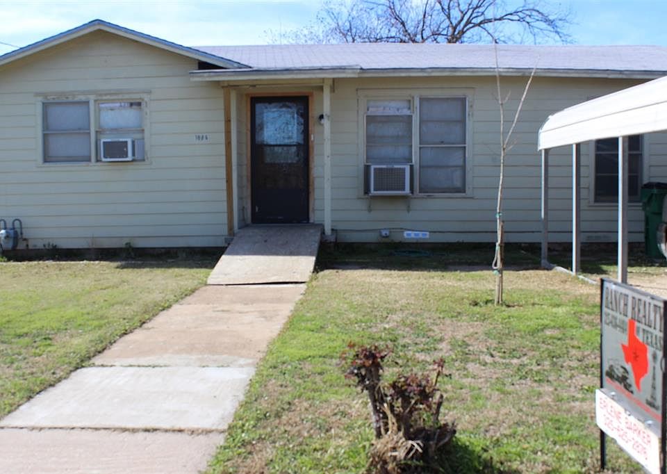1st image of 1006 S Nueces St