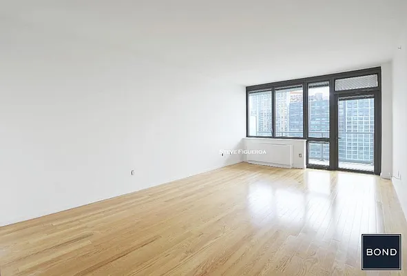 Rented by Bond New York | media 1