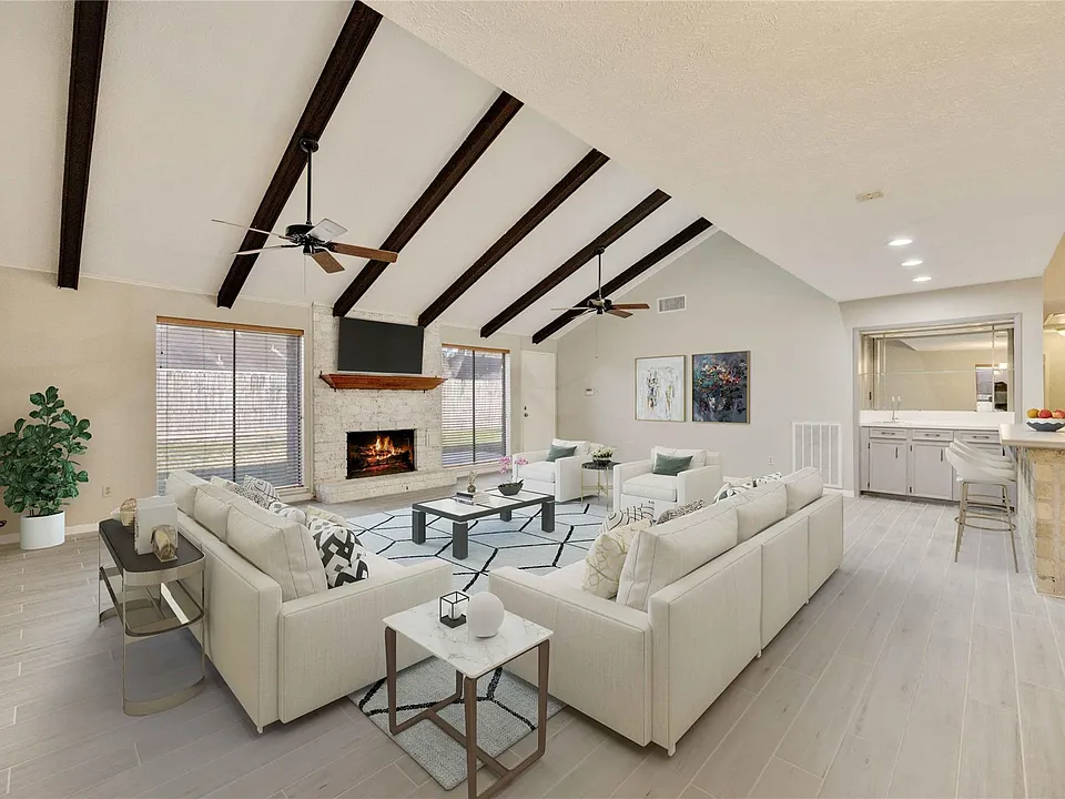 21214 Park Bend Dr