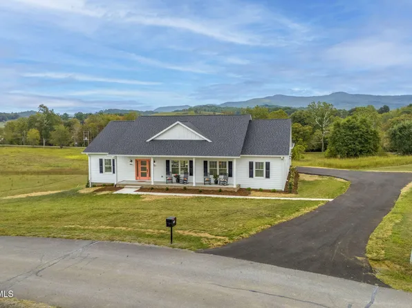 182 Saint Johns Way Rd, Chilhowie, VA 24319