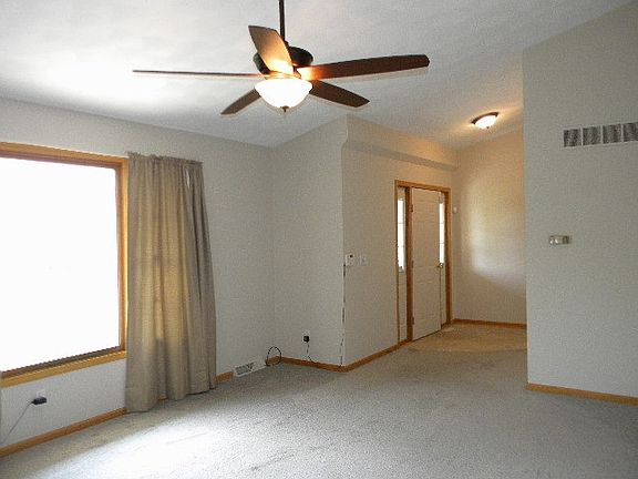 4th image of 6670 Shadybrook Trl