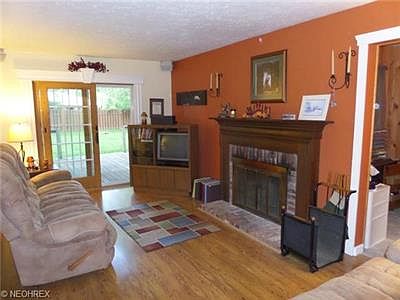 4th image of 3347 Van Buren Dr