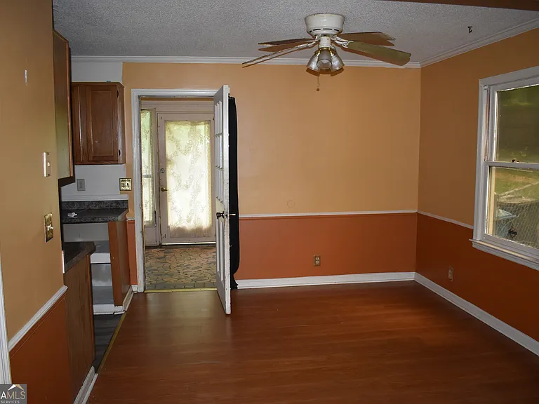 4375 Barrington Pl — Photo 7