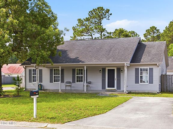 2nd image of 2211 Winter Moss Lane