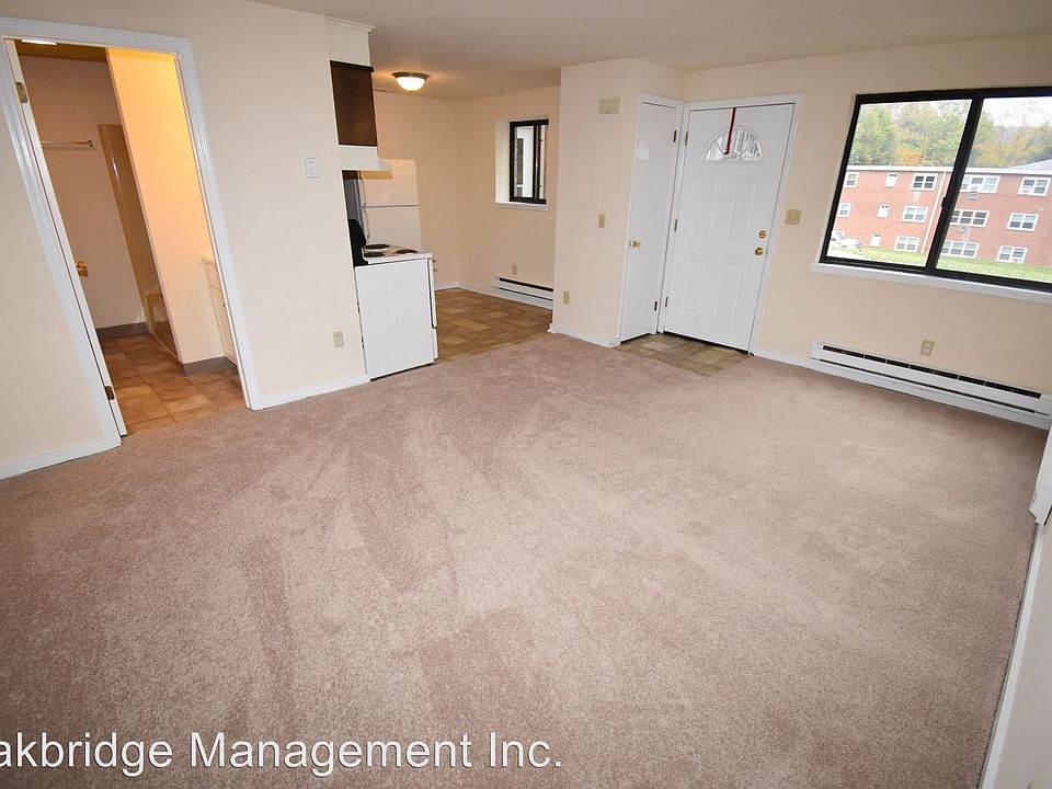 2nd image of 115 North St APT 1