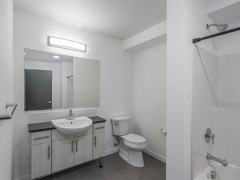 Greenwood Place Apartments — Photo 15
