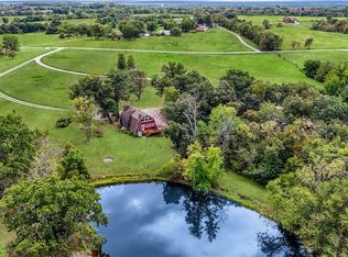 1017 Ne 250 Road, Knob Noster, MO 65336