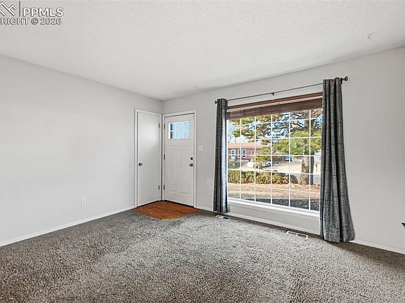 4th image of 4750 Wilde Dr