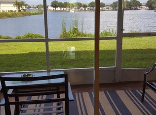12538 SW Kingsway Cir APT 203, Lake Suzy, FL 34269
