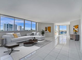 3801 NE 207th St APT 703, Miami, FL 33180