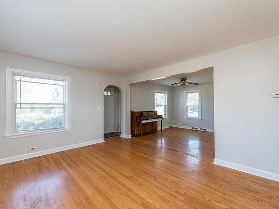 4th image of 516 S Victory St