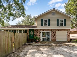 417 Palmetto St, Conway, SC 29527