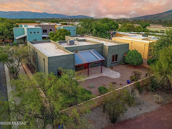 3rd image of 5335 S Rust Ln
