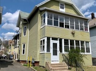 133-135 Beech St, Holyoke, MA 01040